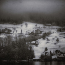 Mark Yugawa, Like a voice in the wind blow little crystals down, 2022